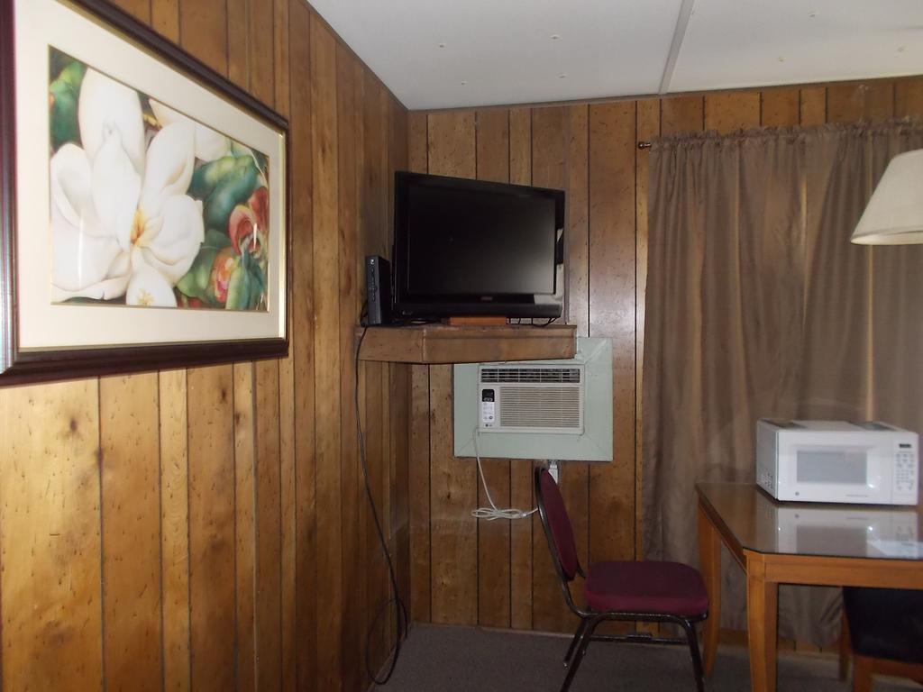 Atomic Inn Beatty Near Death Valley Esterno foto